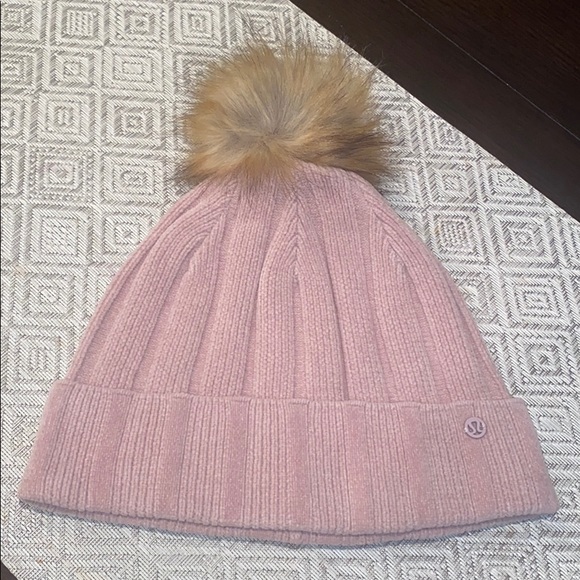 Lululemon Pom Perfection Beanie - Picture 5 of 7
